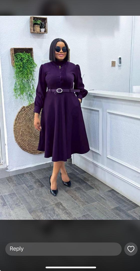 Beautiful work wear, Only this colour available. Sizes 44. 46 and 50 available